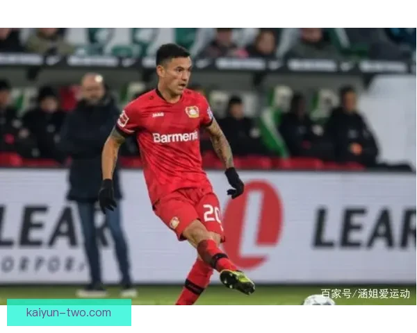 狼堡边路进攻方式逐渐成型,值得关注球队整体战术执行力。 狼堡边路进攻方式逐渐成型,值得关注球队整体战术执行力。