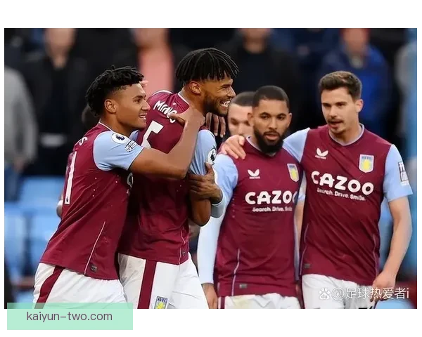 英超联赛南安普顿近期表现不佳，惨败引发外界关注